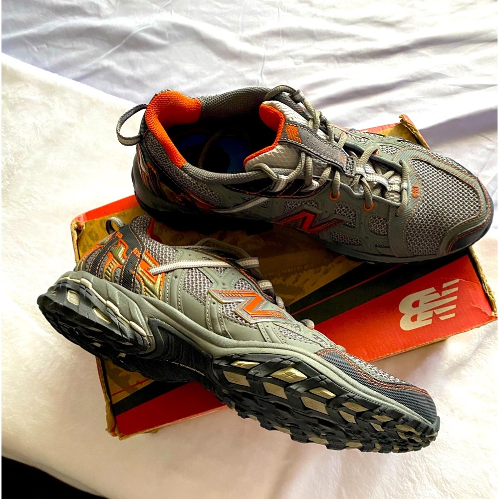 Mens slightly worn New Balance